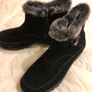 Khombu women’s size 8 boots